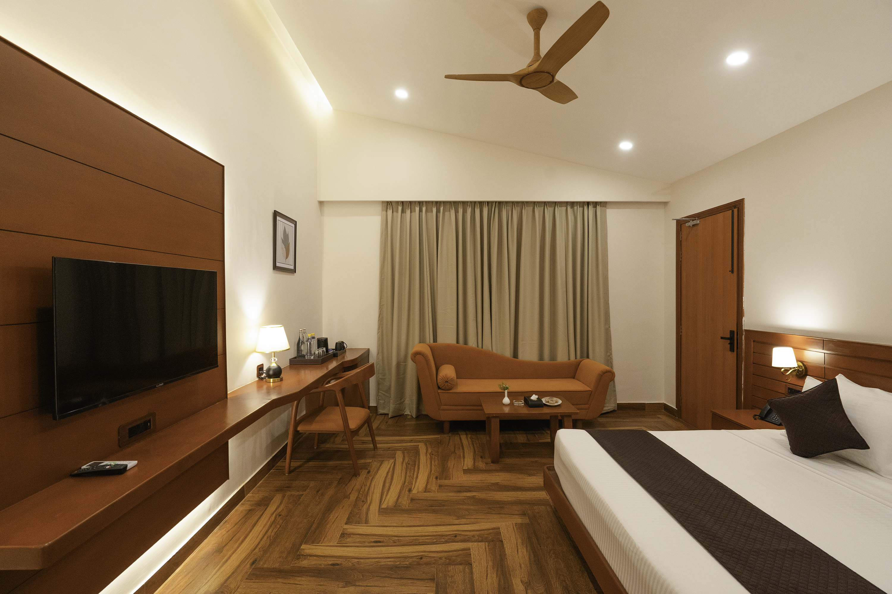Executive Room (Forest View): Crystal Nest