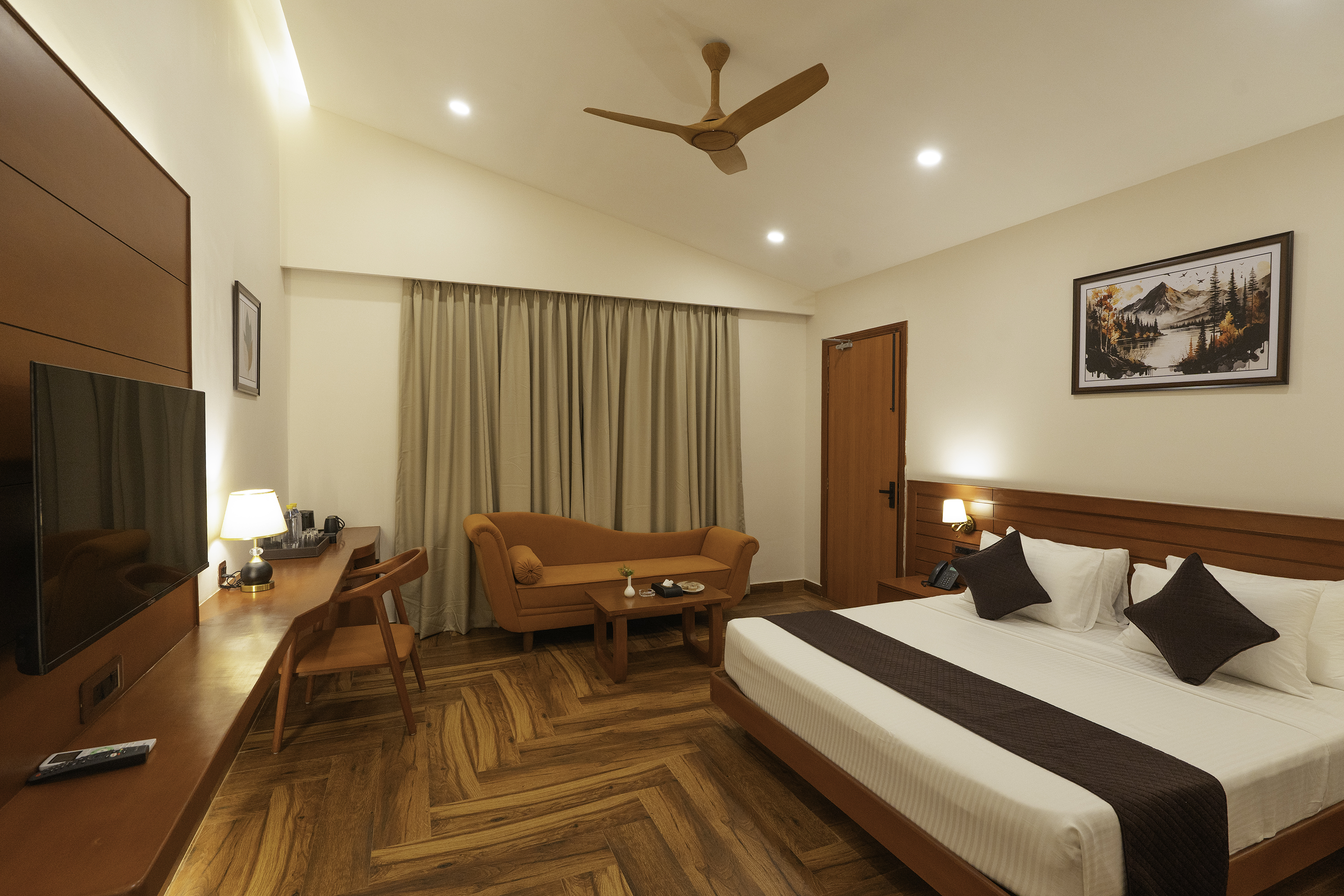 Executive Room (Forest View): Crystal Nest