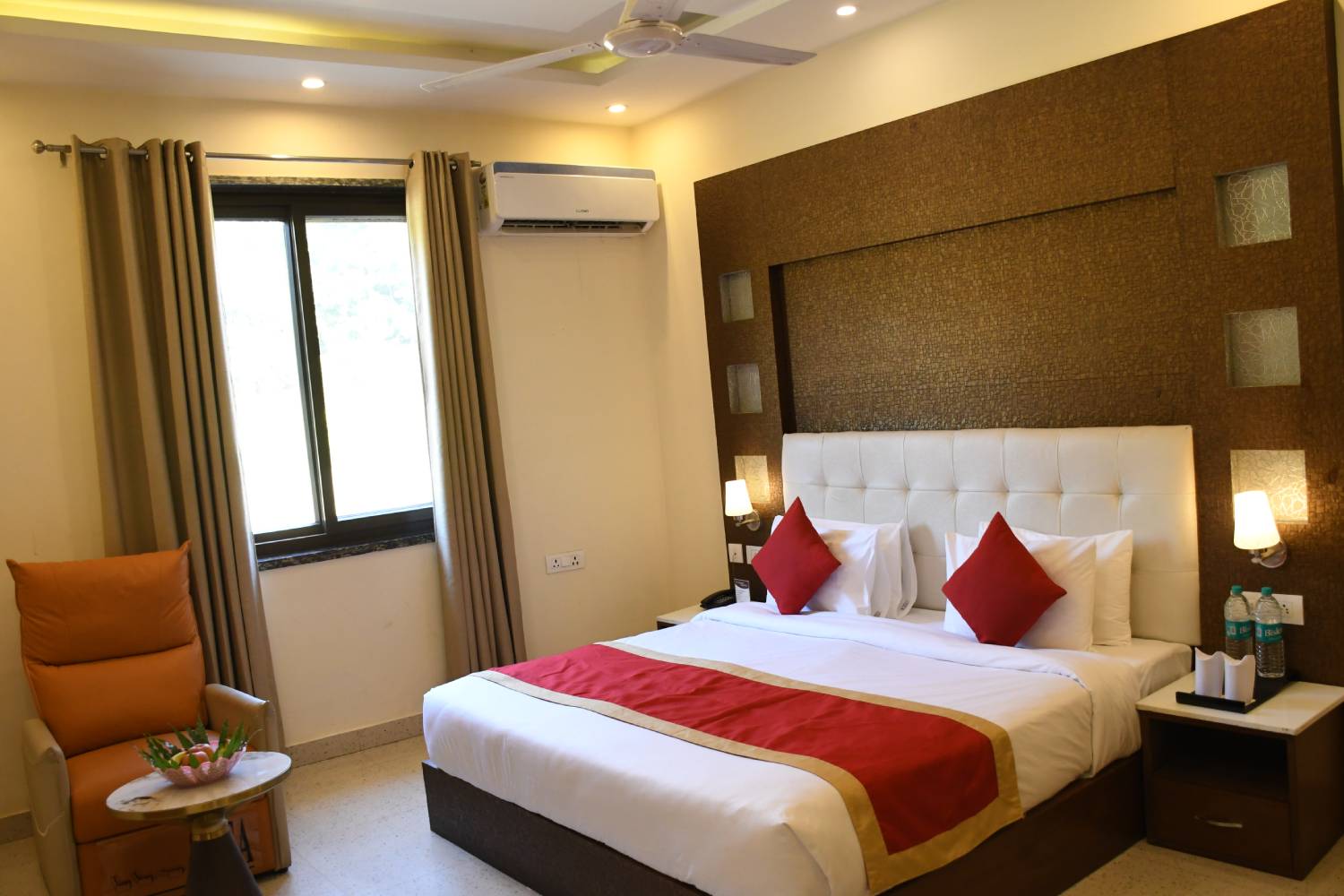 Wings Room