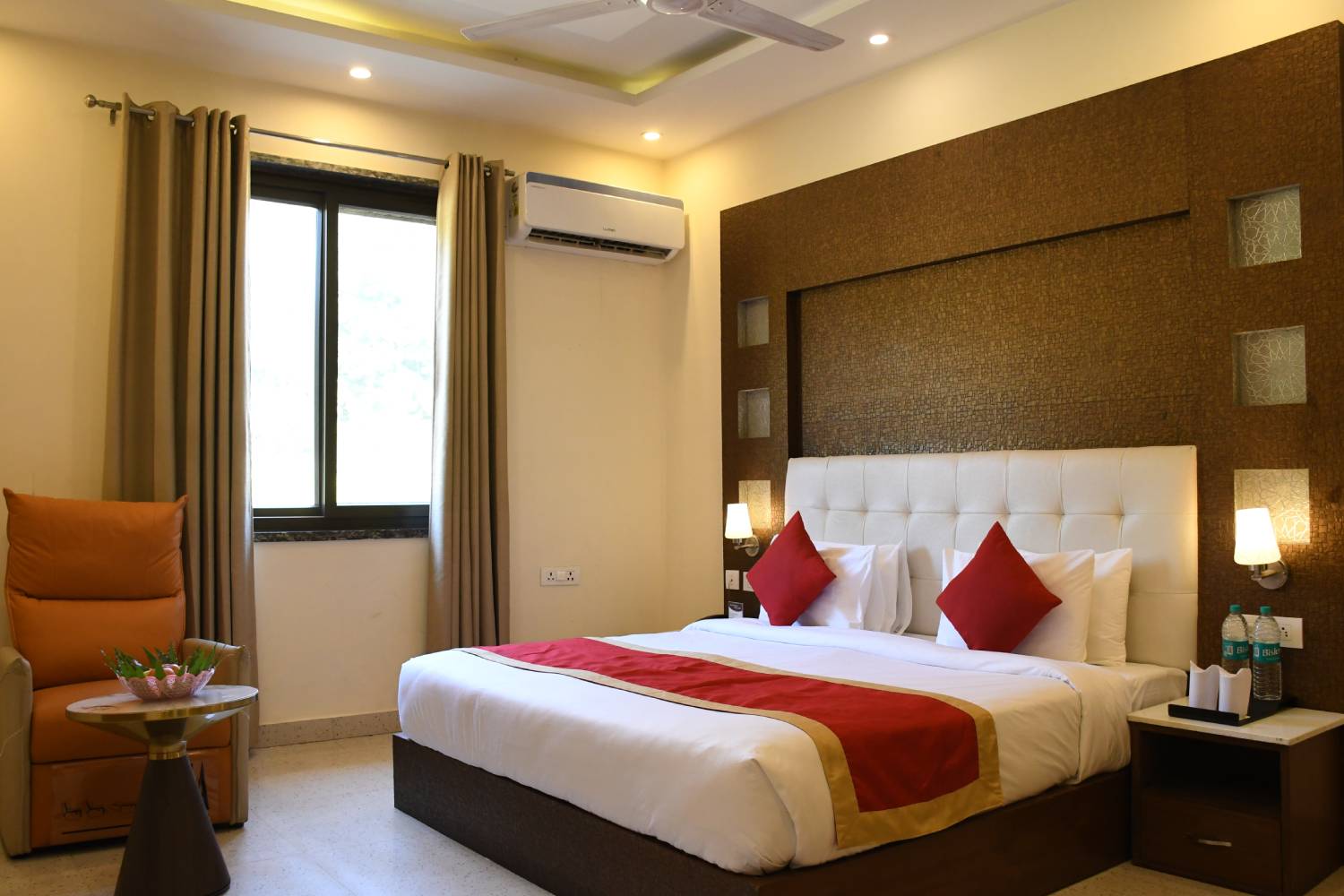 Wings Room